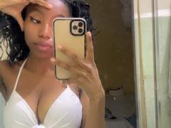 Ninah69 - female with black hair webcam at xLoveCam