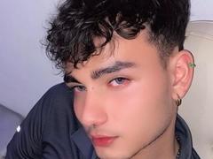 NixPeach - male webcam at LiveJasmin