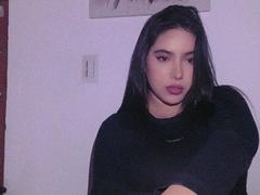 NoaBlossom from xLoveCam