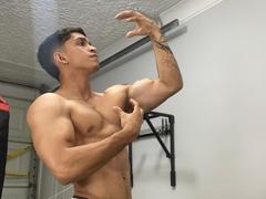 NoahhJacob - male webcam at xLoveCam