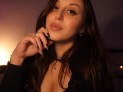 Noctea - female with red hair webcam at xLoveCam