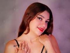 NoemiFerrer from xLoveCam