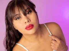 NoemiThornee - female with brown hair and  big tits webcam at xLoveCam