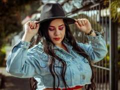 NohaMullers - female with black hair and  big tits webcam at xLoveCam