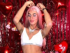 NohemiWon - shemale with red hair webcam at xLoveCam