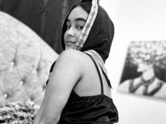 NohemiZahar - female with black hair and  big tits webcam at xLoveCam