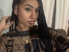 NoiraVale - female with black hair and  big tits webcam at xLoveCam