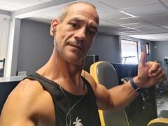 NousCoquins - couple webcam at xLoveCam