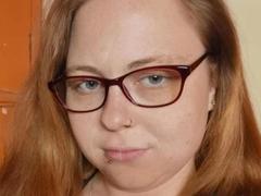 NymphoPrincessBi-hot - female with brown hair webcam at xLoveCam