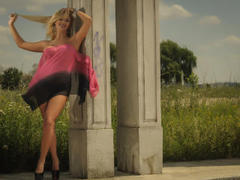 NynaShane - blond female with  big tits webcam at xLoveCam