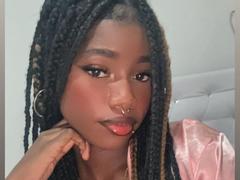 NyraSolenne - female webcam at xLoveCam