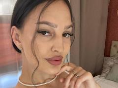MiaHart - female with black hair and  big tits webcam at ImLive
