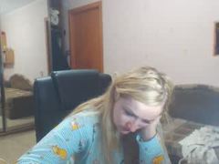 HoneydewMolly - blond female with  big tits webcam at ImLive