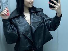 Olieri - female with brown hair and  small tits webcam at xLoveCam