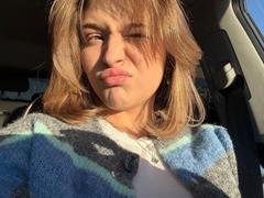 OlimpiaWiatrek - blond female webcam at xLoveCam