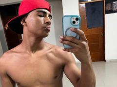 OliverParker - male webcam at xLoveCam