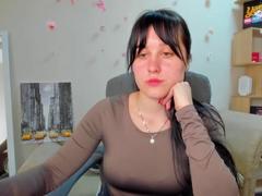 OliviaGranda - female with brown hair and  big tits webcam at xLoveCam