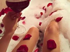 AlyssaRose - blond female with  big tits webcam at xLoveCam