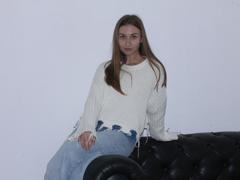 OliviaNash - female with brown hair webcam at LiveJasmin