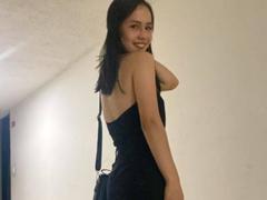OliviaRossi - female with black hair webcam at xLoveCam