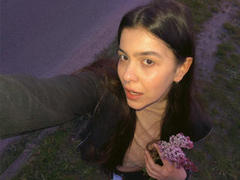 OliviyaBackers from xLoveCam