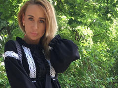 OlixSew - female with brown hair and  small tits webcam at xLoveCam