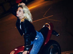 OlixSew - female with brown hair and  small tits webcam at xLoveCam