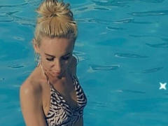 OlixSew - female with brown hair and  small tits webcam at xLoveCam