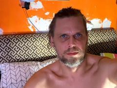 OndraSekc - male webcam at xLoveCam