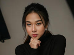 SexyDollFantasy - shemale with black hair and  small tits webcam at xLoveCam