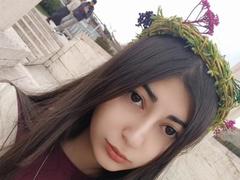 OnieAndreatta - female with black hair and  big tits webcam at xLoveCam