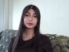 OnieAndreatta - female with black hair and  big tits webcam at xLoveCam