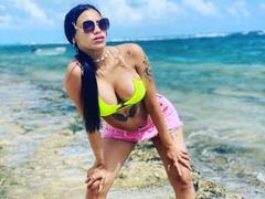 TiiffanyQueen from xLoveCam