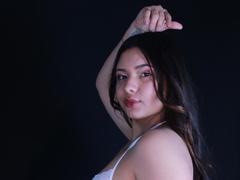 OrianaGarciax - female webcam at xLoveCam