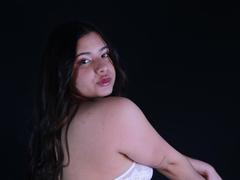 OrianaGarciax - female webcam at xLoveCam