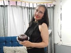 OrianaJhonson - female with black hair and  big tits webcam at xLoveCam