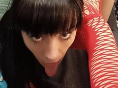 YourHottCutie - female with brown hair webcam at xLoveCam