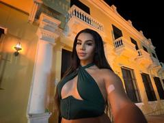 OriannaSimons from xLoveCam