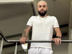 OscarWills from LiveJasmin