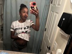 Ouyaya - female with black hair and  big tits webcam at xLoveCam