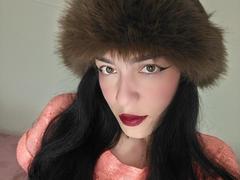PaleDark - female with black hair webcam at xLoveCam