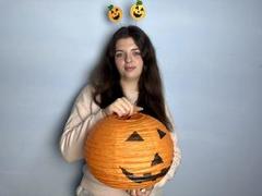 PamDares - female with brown hair and  small tits webcam at xLoveCam