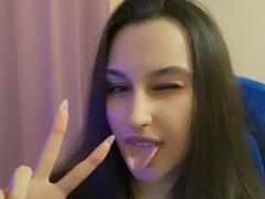 PamDeadmond - female with black hair webcam at xLoveCam