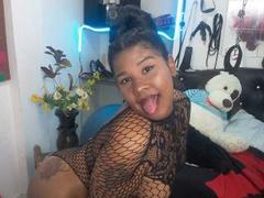 Pamelamckein407 - female with black hair and  big tits webcam at ImLive