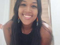 Tania69s - female with black hair webcam at xLoveCam