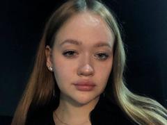 EstelaGallo - female with brown hair and  big tits webcam at LiveJasmin