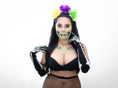 PaolaYKatty - blond female with  big tits webcam at xLoveCam