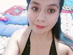 PaquitaHot - female with brown hair webcam at xLoveCam