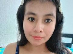 PaquitaHot - female with brown hair webcam at xLoveCam