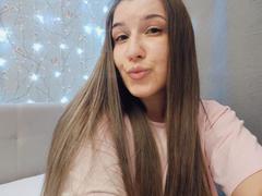ParadisexWes - blond female with  big tits webcam at xLoveCam